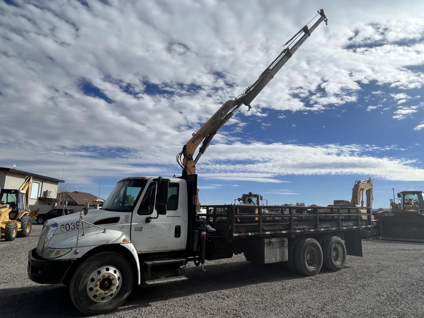 ./imagenes/INVOICE/2019/17415/CAMION INTERNATIONAL 4400 6X4 CON GRUA ARTICULADA COPMA 2000  (60).JPG